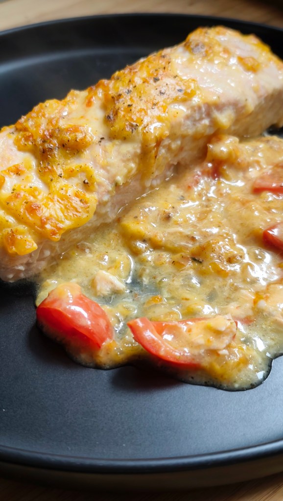 High Protein Oven Baked Salmon with Low Calories Pink Sauce